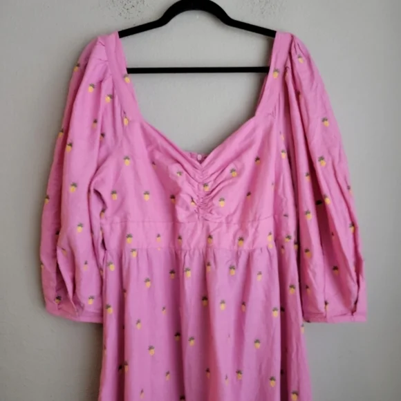 farm rio embroidered pineapples pink midi dress FARM Rio Embroidered Pineapples Pink Midi Dress size L NWT is available for  purchase on au PAY Market - Imported Goods Online Store Co.Ltd. | au PAY  Market